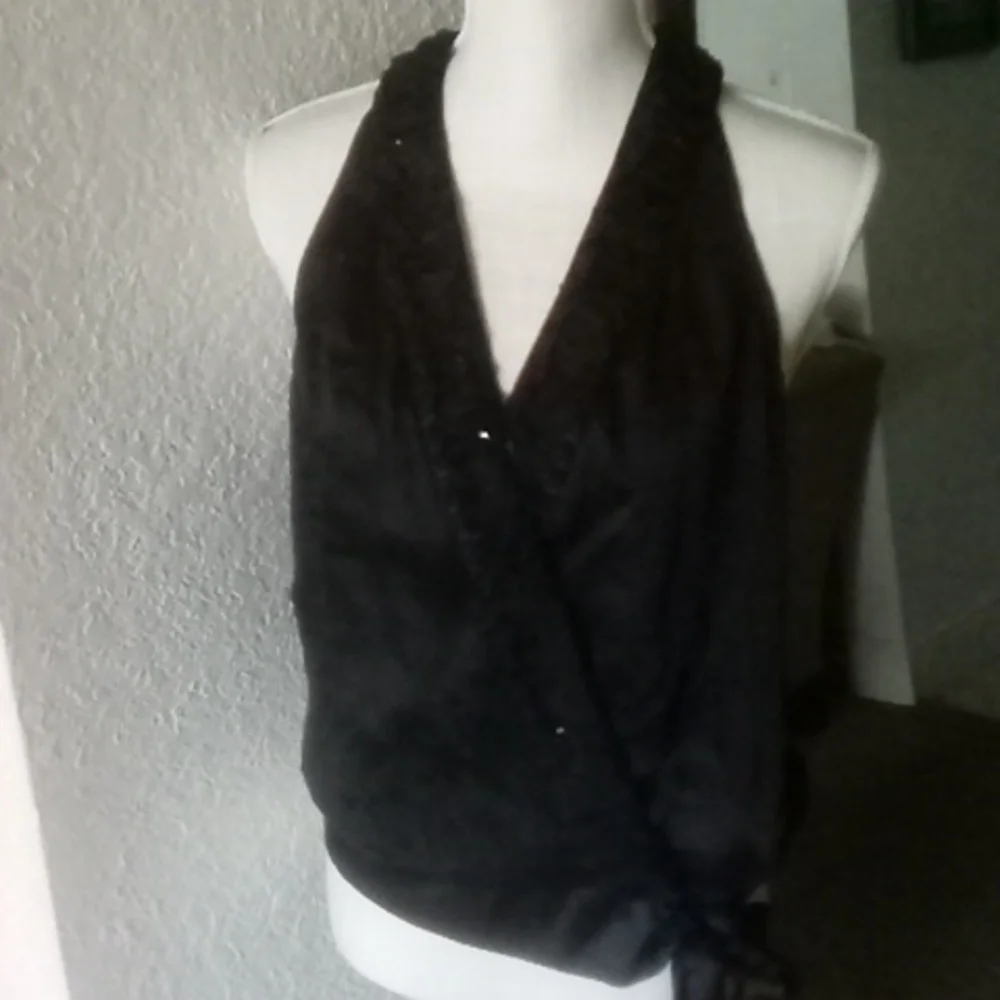 Clothes - Picture 2 of 4